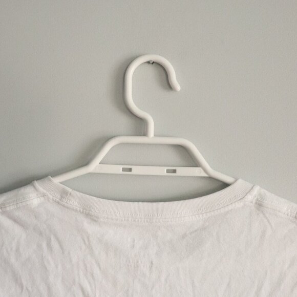 Hello Kitty x Uniqlo Women's Sz XS White Crewneck Graphic Stretch T-Shirt Top - Picture 6 of 11